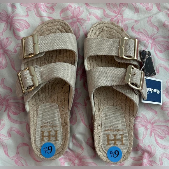 Haute Hippie Beige Sandals Double Straps With Gold Buckles - Picture 1 of 3